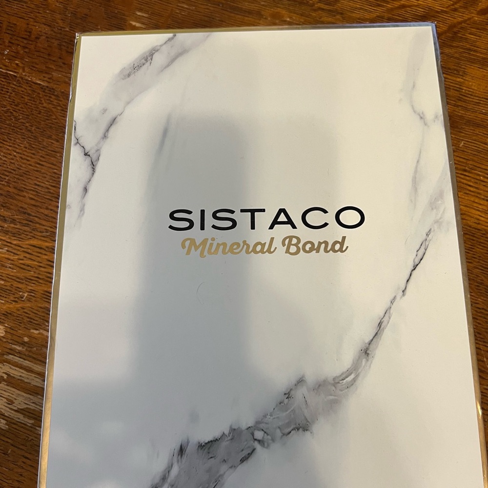 Sistaco Mineral Bond Nail color system